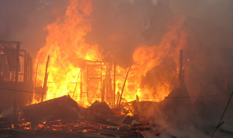 Incêndios no sul do Chile deixam mais de 20 mortos e centenas de casas destruídas