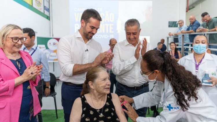 Campanha de vacinação bivalente contra a covid-19 começa no Estado