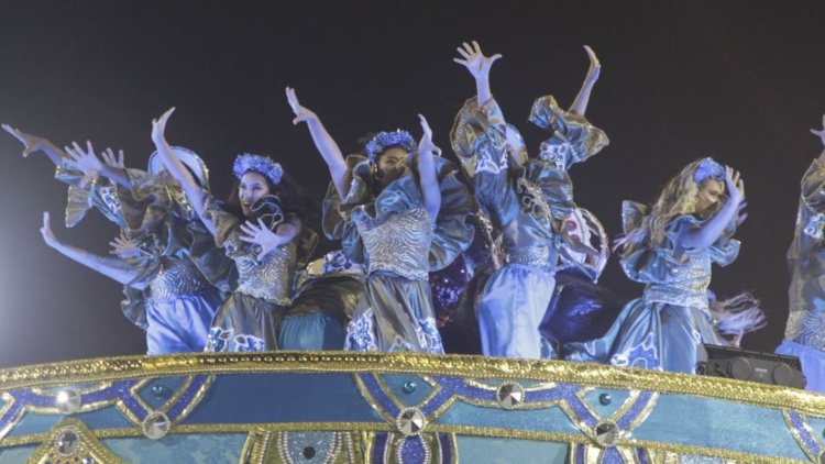 Vila Isabel, Imperatriz e Viradouro são os destaques do 2º dia do Grupo Especial do carnaval no Rio