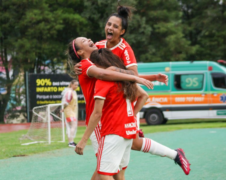 Inter lança campanha para chamar a atenção do desenvolvimento comercial no futebol feminino