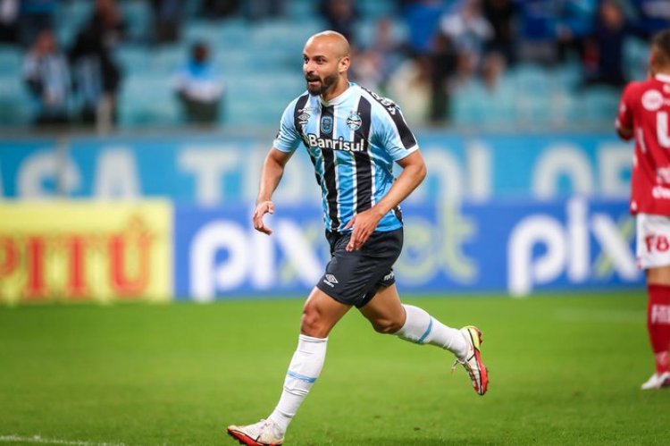 Grêmio acerta venda de Thaciano para o Bahia