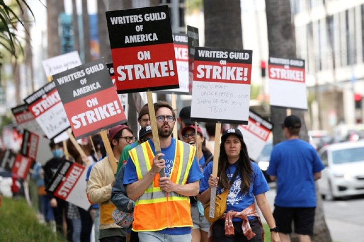 'Stranger Things' paralisa produção por conta da greve de roteiristas de Hollywood