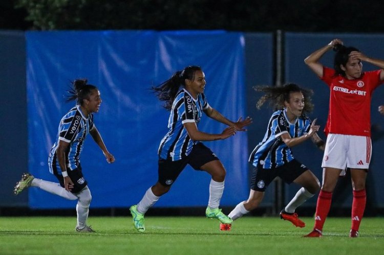 Grêmio vence o Inter e ingressa no G-8 do Brasileirão Feminino