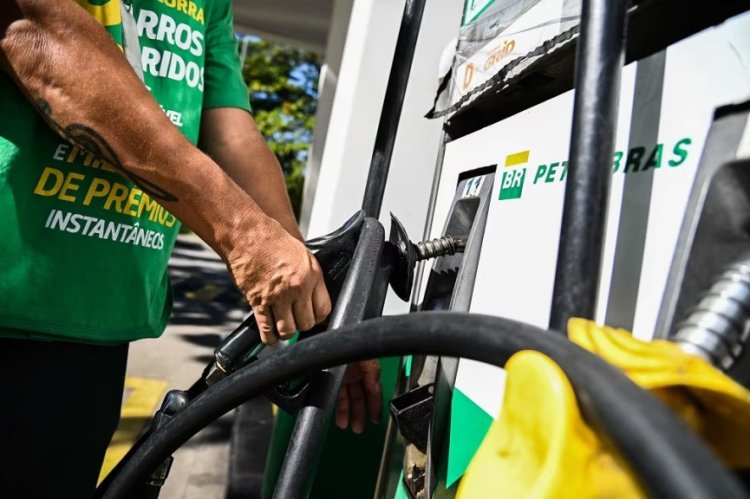 Petrobras reduz preço da gasolina para as distribuidoras