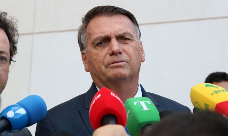 Após depoimento à PF, Bolsonaro nega plano golpista com Marcos do Val: “Ele que responda pelos atos dele”