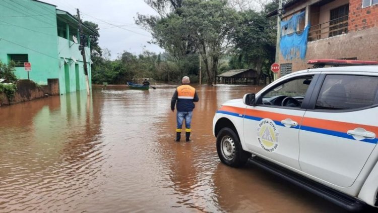 Defesa Civil atualiza dados referentes ao avanço do ciclone extratropical no Estado