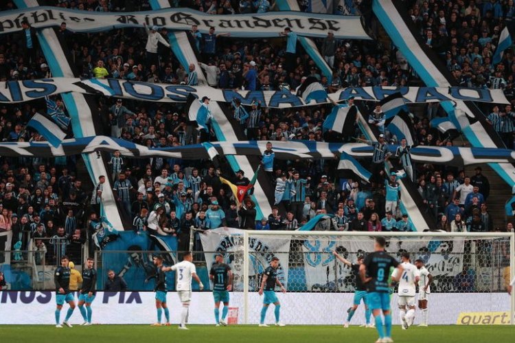 Quatro propostas na mesa do presidente do Grêmio e uma decisão