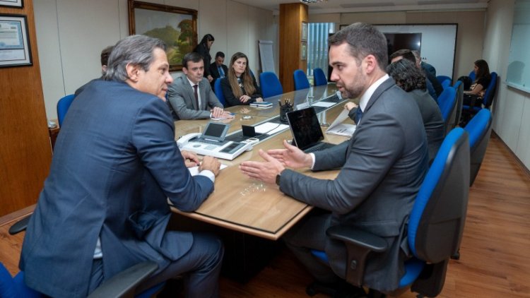 Leite discute Regime de Recuperação Fiscal com ministro Fernando Haddad