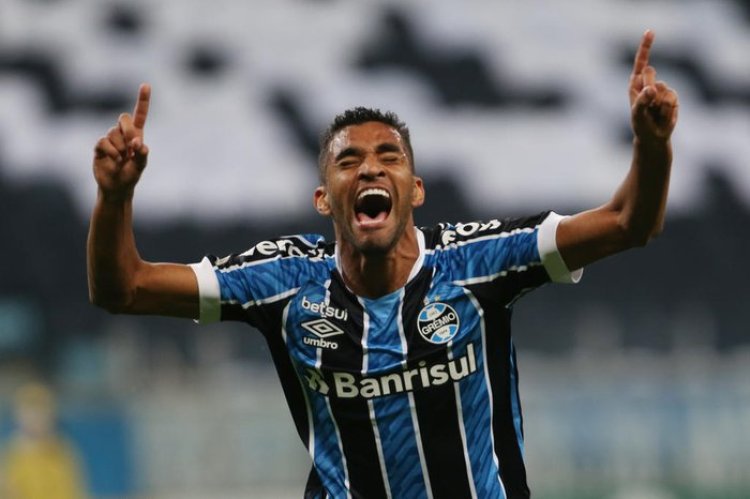 Grêmio comunica acordo de rescisão com Isaque