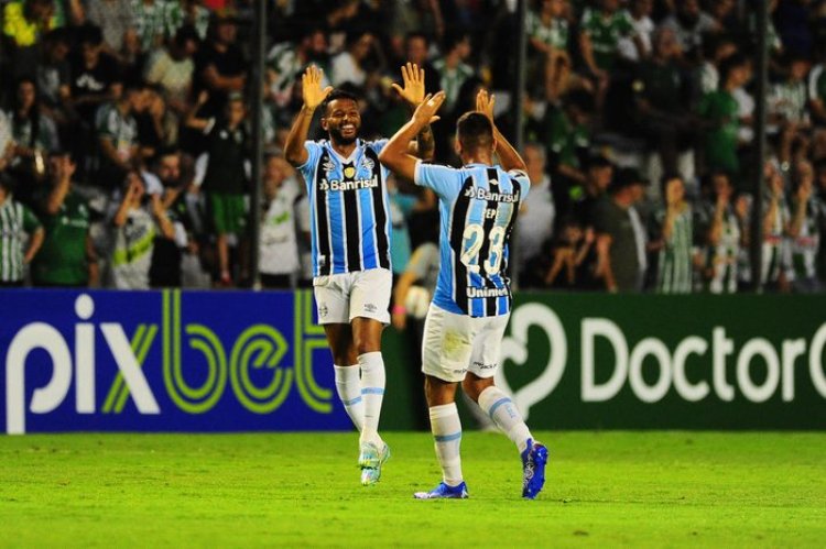 Grêmio aproveita classificação no Gauchão para preservar titulares de olho em sequência de março