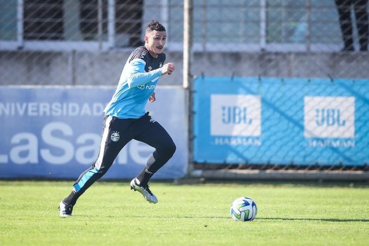 Grêmio deve ter time misto contra o Athletico-PR; confira a provável escalação