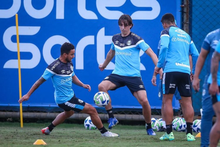 Em transição física, Geromel não tem previsão para voltar a jogar pelo Grêmio