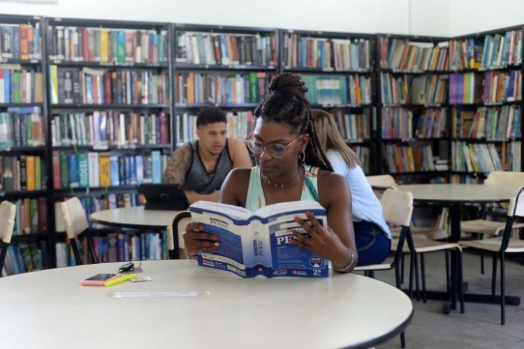 Lei de Cotas: Câmara aprova tornar permanentes vagas para negros e indígenas em instituições federais