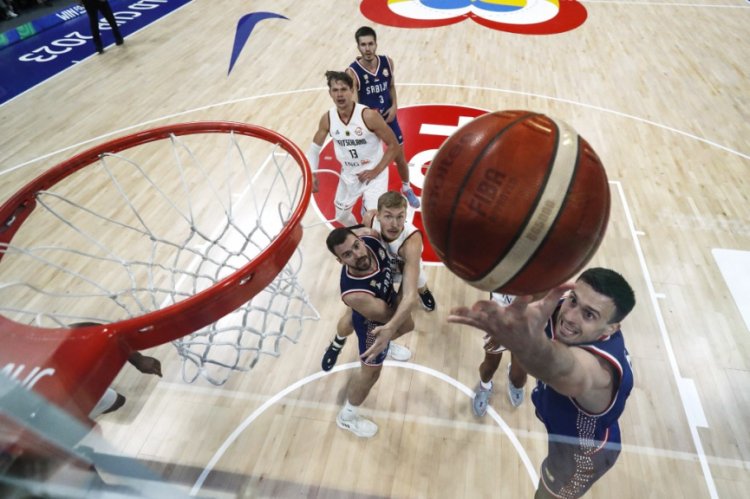 Alemanha derrota Sérvia e vence a Copa do Mundo de Basquete 2023